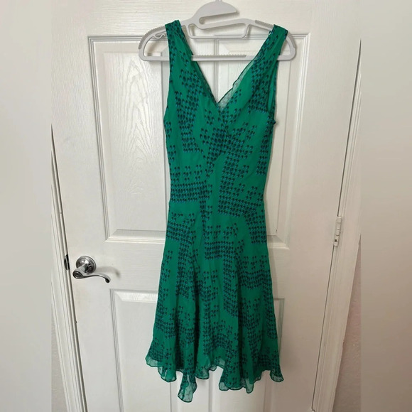 DIANE VON FURSTENBERG Dita printed silk-georgette
dress$400 - Picture 4 of 7